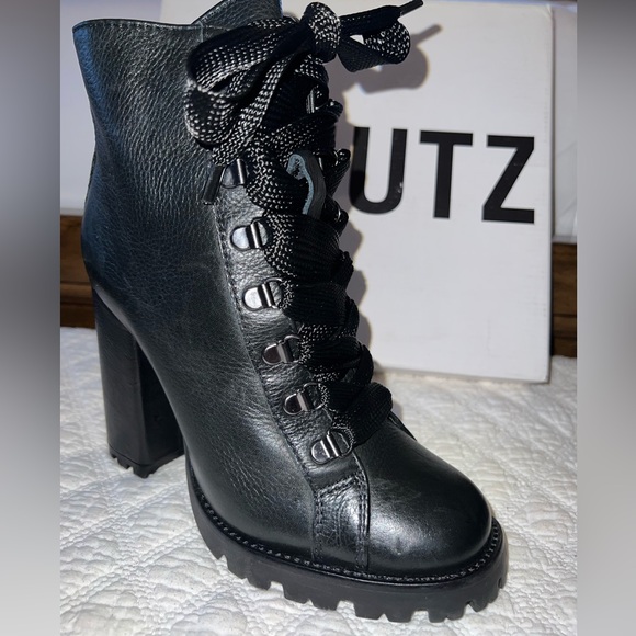 Schutz Zhara Boot with extra red laces. - Picture 3 of 5